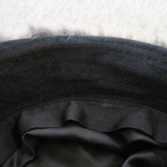 Vintage Danier Suede Bucket Hat With Fur Trim - Picture 11 of 11
